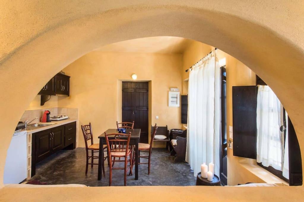 Ramni House: Private Villa With Pool By The Sea イア エクステリア 写真