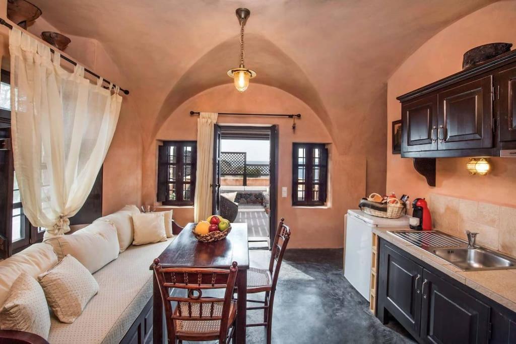 Ramni House: Private Villa With Pool By The Sea イア エクステリア 写真